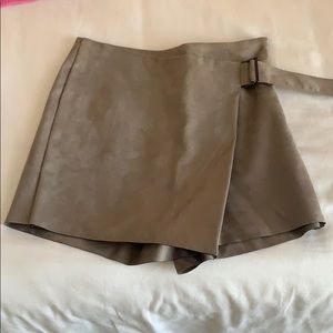 Zara suede skort, Size XS